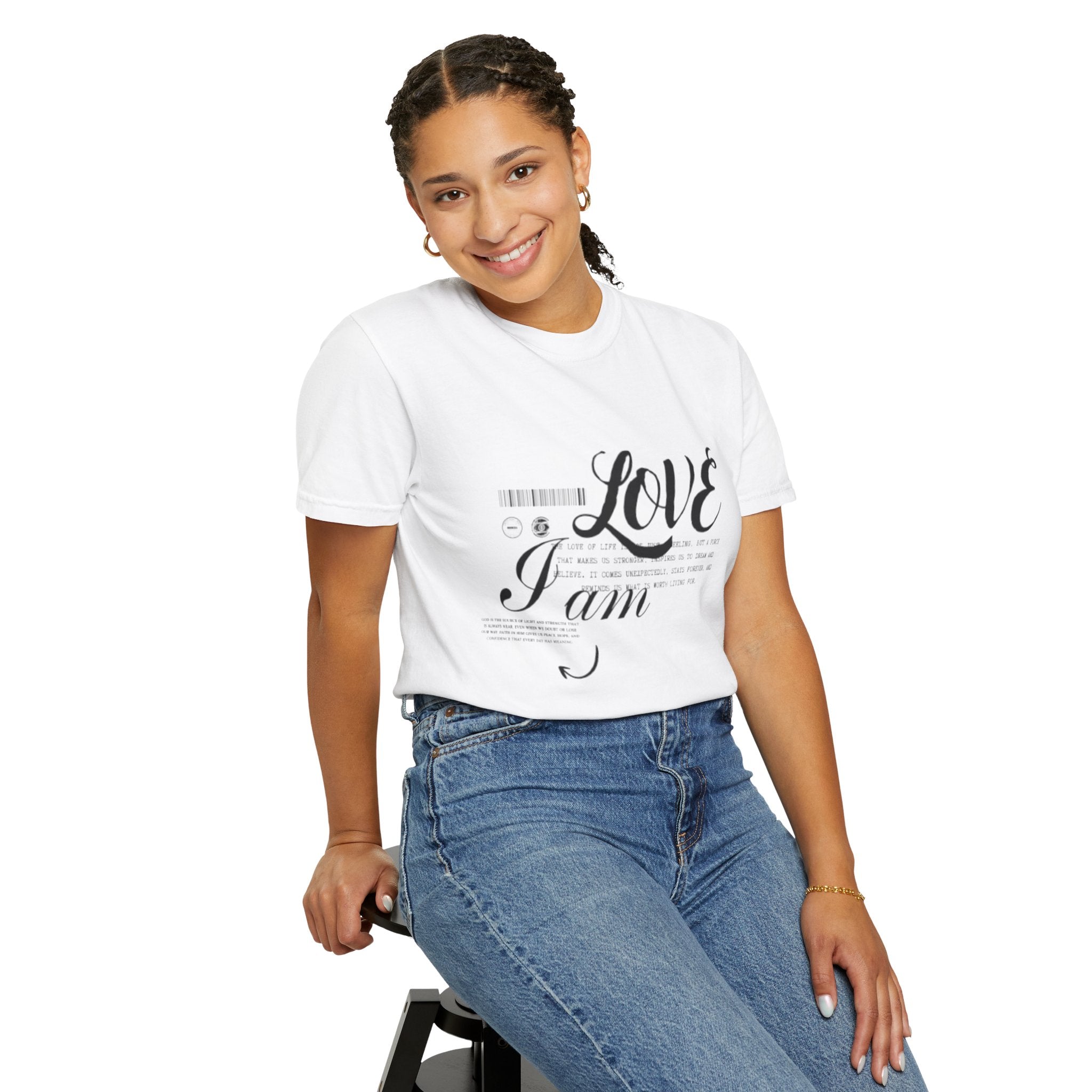 White T-Shirt "I AM LOVE"